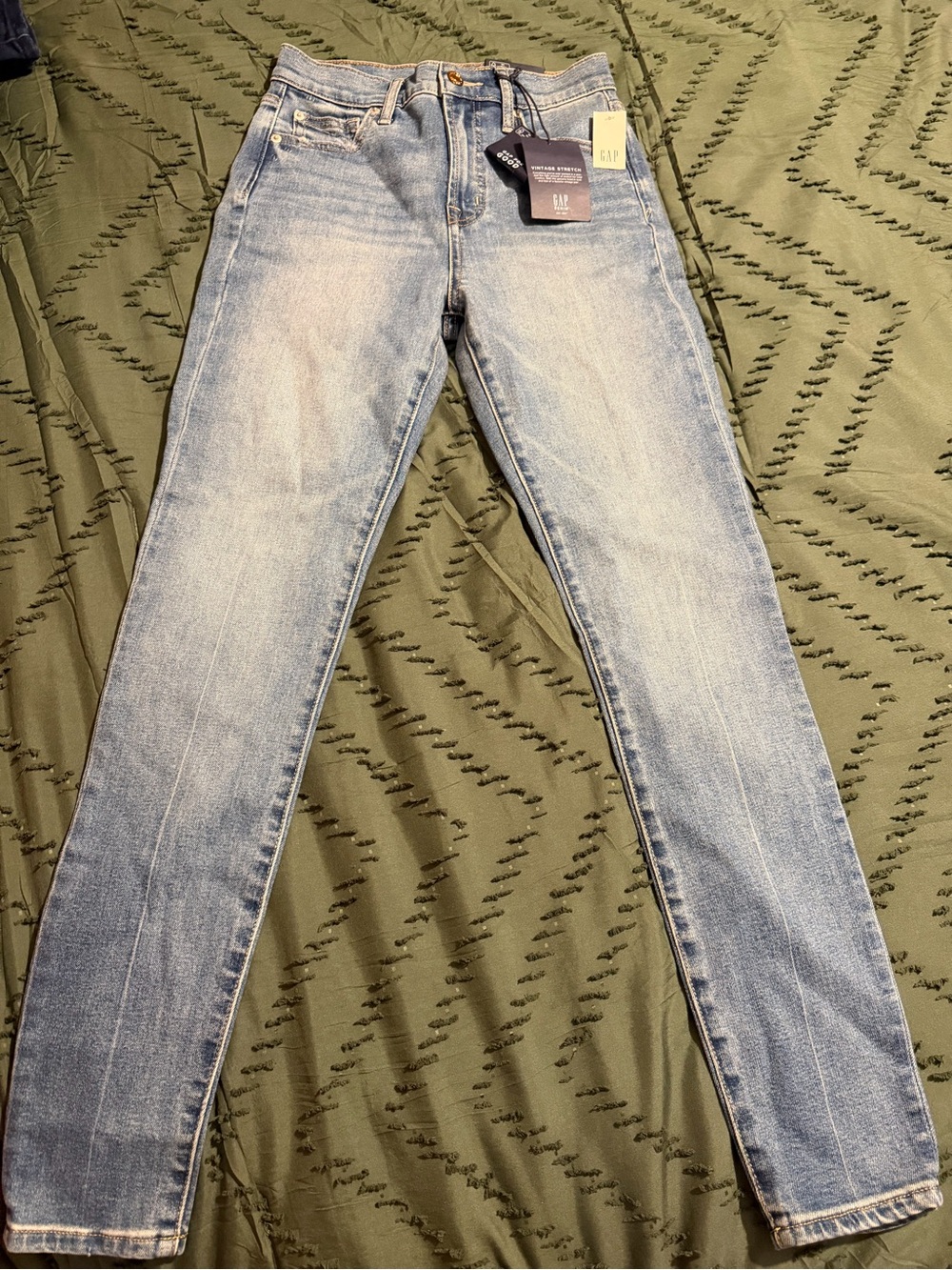 GAP Women's Light Wash Skinny Jeans